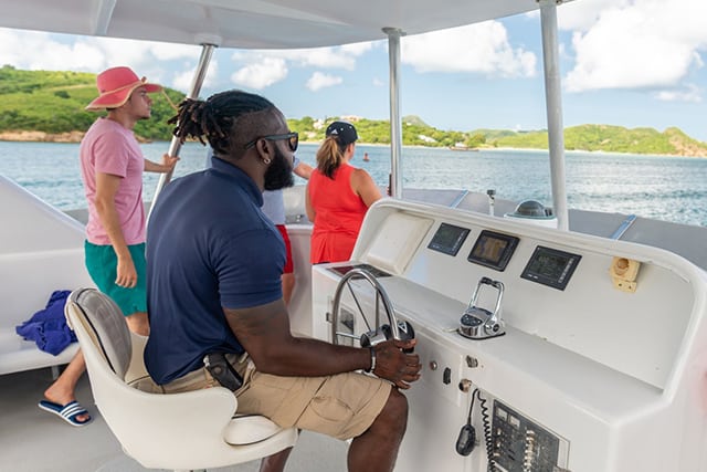 Circumnavigation Island Tour antigua